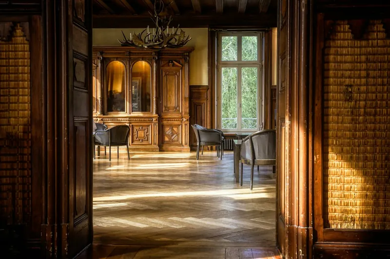 Flat-pack knockdown furniture packed for export