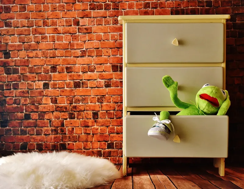 Mango wood dresser in a light finish with solid-wood drawers, handcrafted in Jodhpur, India