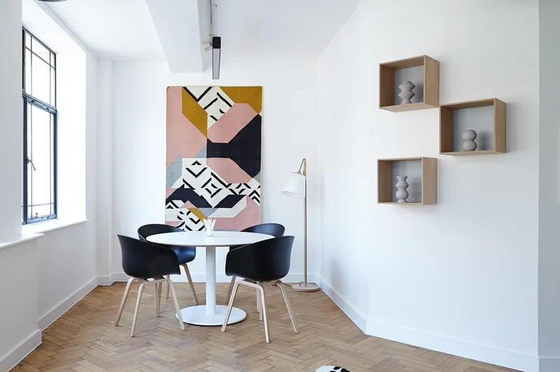 Floating shelf