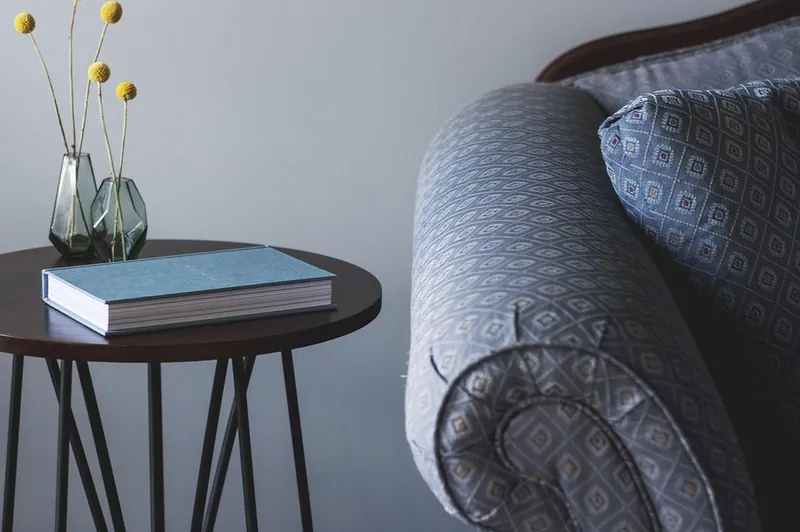 Mango wood dining table