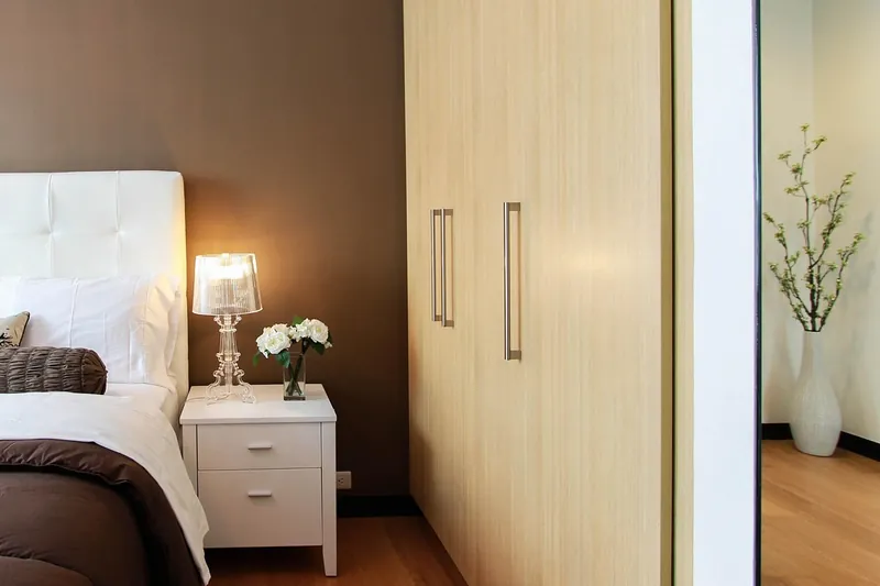 Hairpin leg nightstand