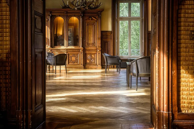 Mango wood room divider
