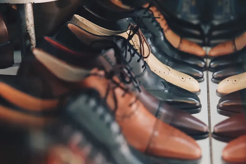 Live edge shoe rack