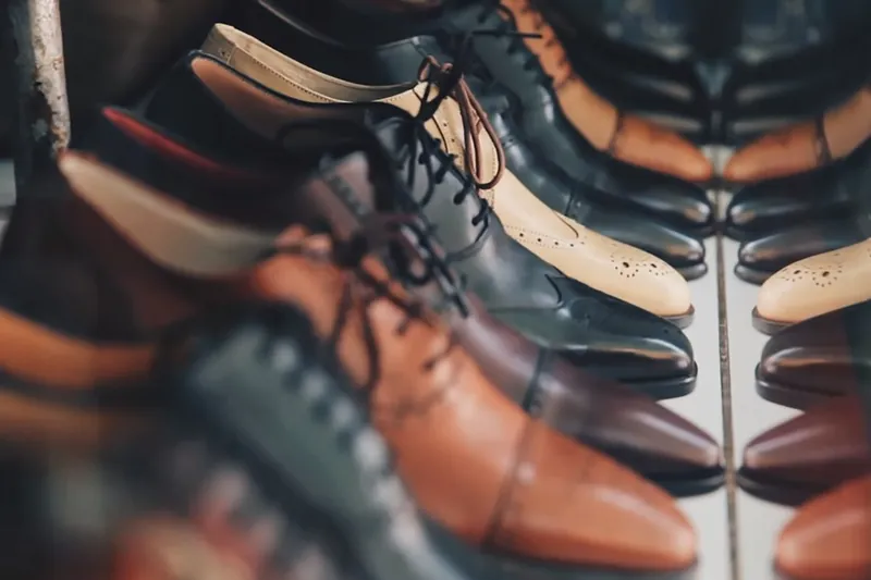 Scandinavian shoe rack
