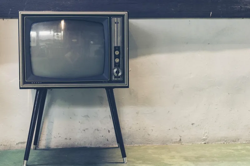 Hairpin leg tv unit